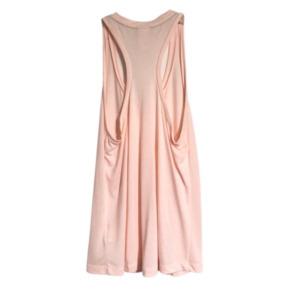 Nike Sportswear Essential Women's Logo Tank - Picture 3 of 4